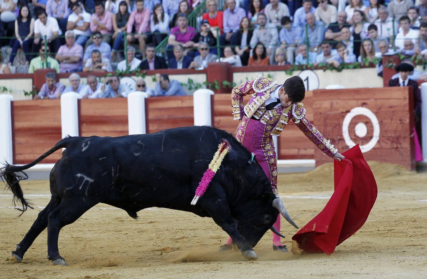 El Juli y José Garrido comparten salida en hombros en la segunda corrida de la feria de la Virgen de San Lorenzo de Valladolid