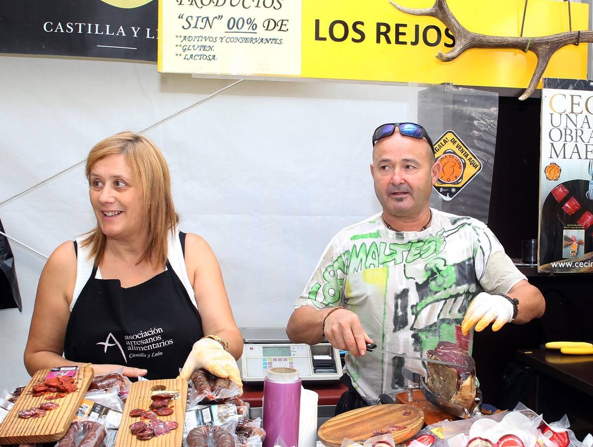 Tercera edición de la Feria del Jamón en Segovia