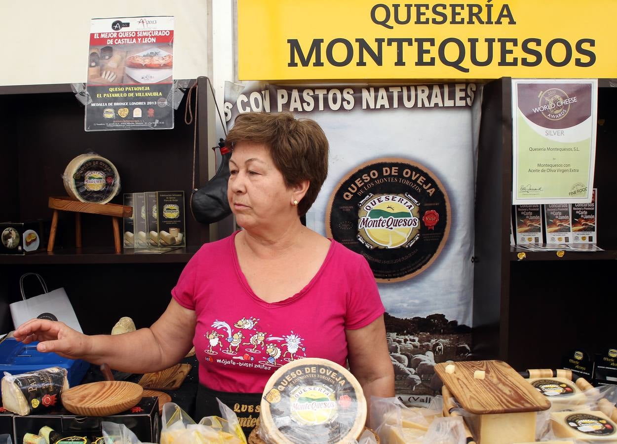 Tercera edición de la Feria del Jamón en Segovia