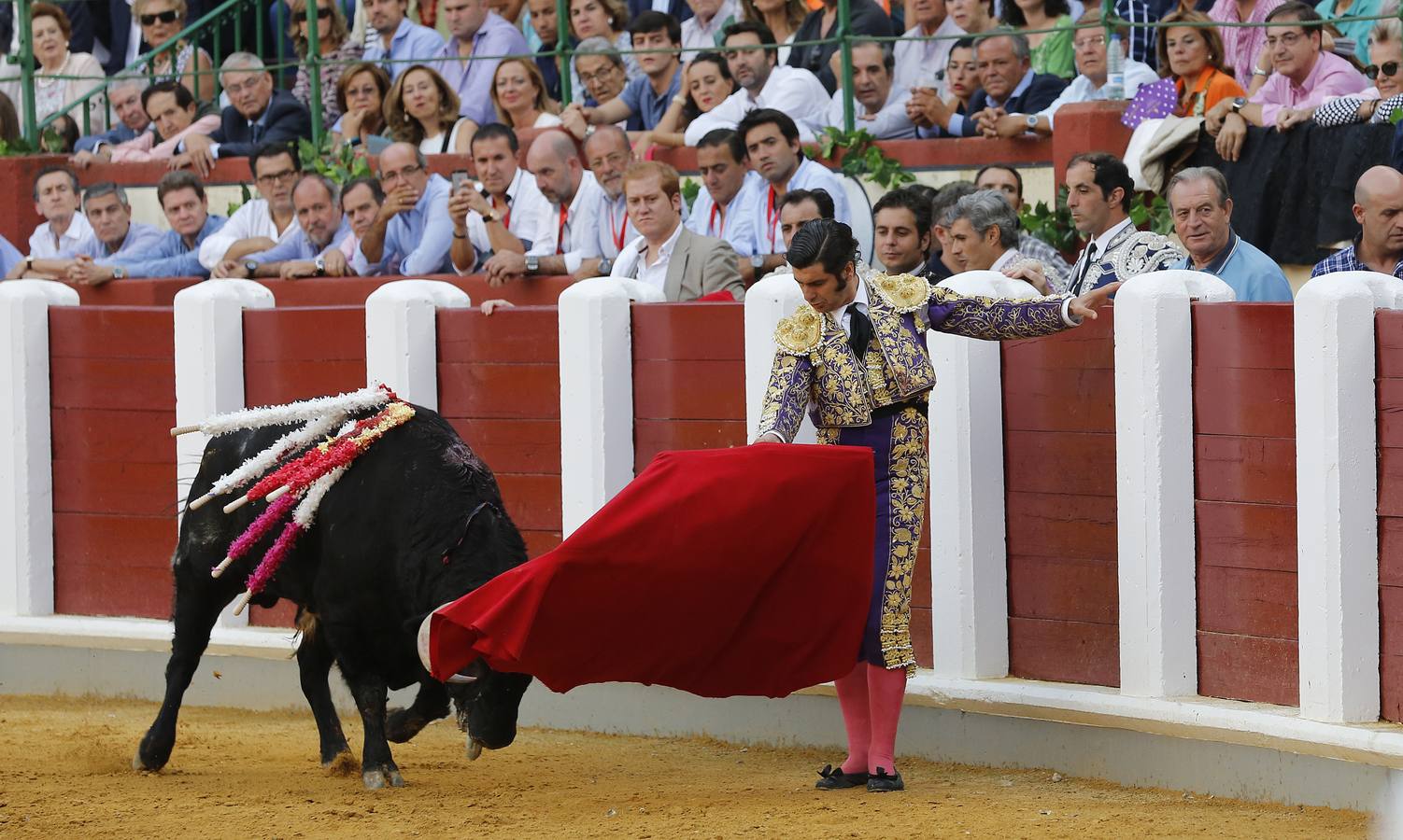 Morante, Castella y Manzanares, a hombros por la puerta grande