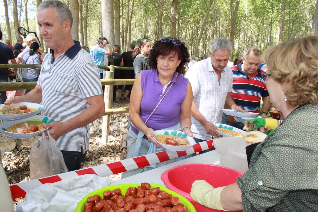 Los vecinos de Cevico Navero (Palencia) celebran el Día del Montanero