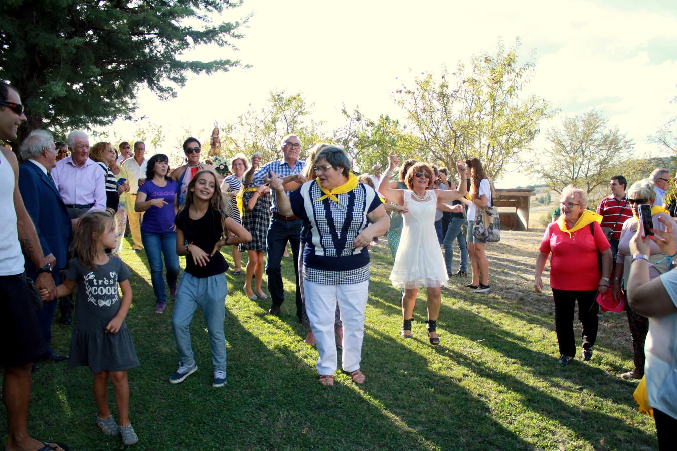 Valdecañas de Cerrato (Palencia) se rinde a la Virgen del Campo