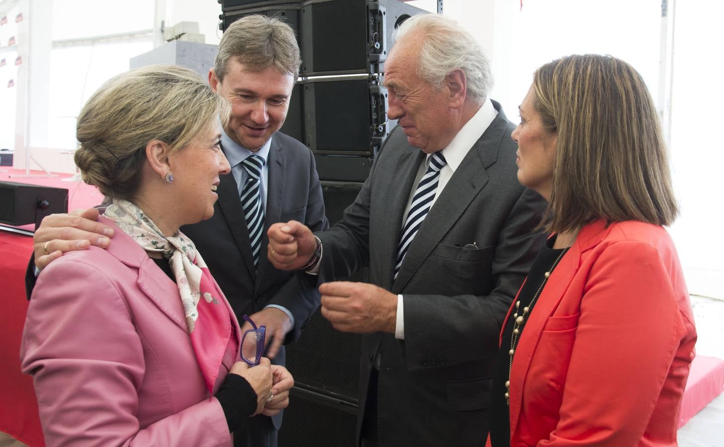 Acto de colocación de la primera piedra de la nueva fábrica de Campofrío en Burgos