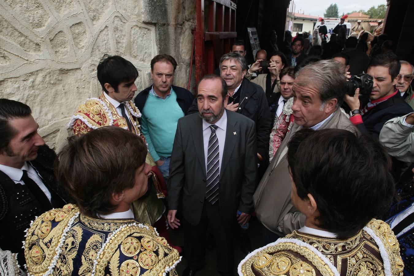 Corrida de toros en Salamanca con El Juli, Castella y Perera (1/3)