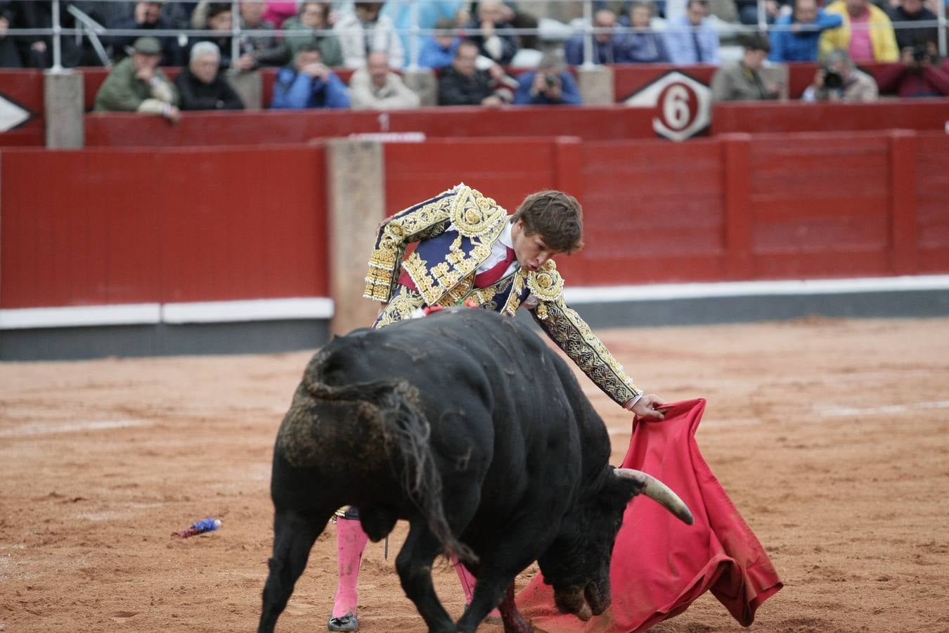 Corrida de toros en Salamanca con El Juli, Castella y Perera (2/3)