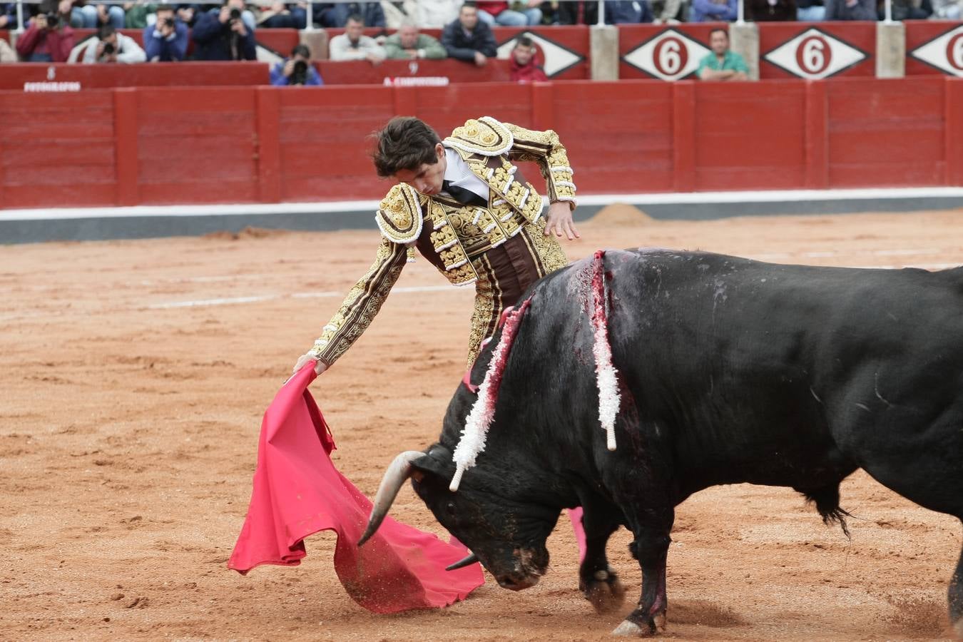 Corrida de toros en Salamanca con El Juli, Castella y Perera (3/3)