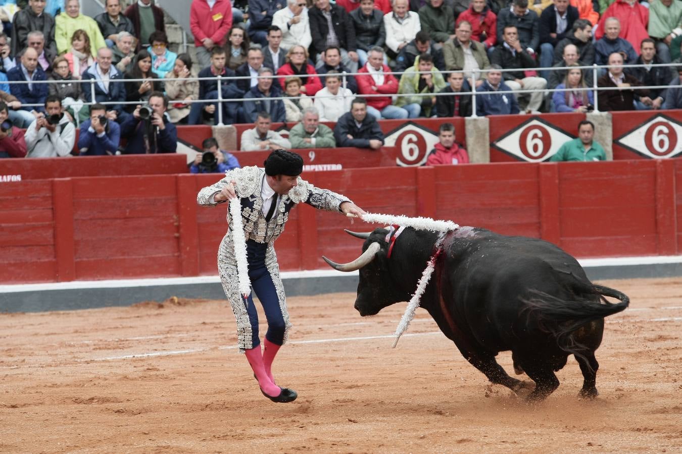 Corrida de toros en Salamanca con El Juli, Castella y Perera (3/3)