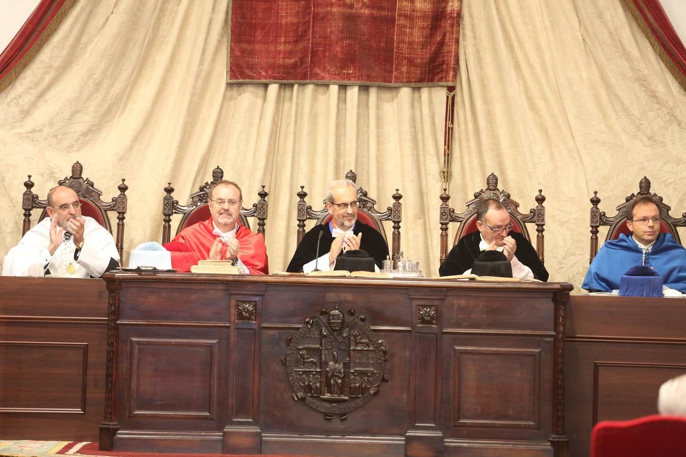 Mario Vargas Llosa es investido doctor Honoris Causa por la Universidad de Salamanca