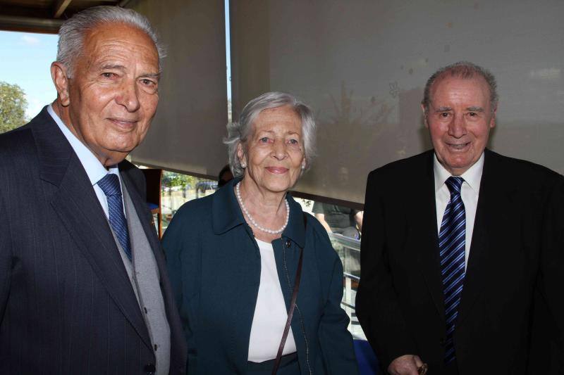 Los bodegueros de la DO Cigales, Emeterio Fernández Marcos, su mujer, Conchita Escribano y Félix Salas.