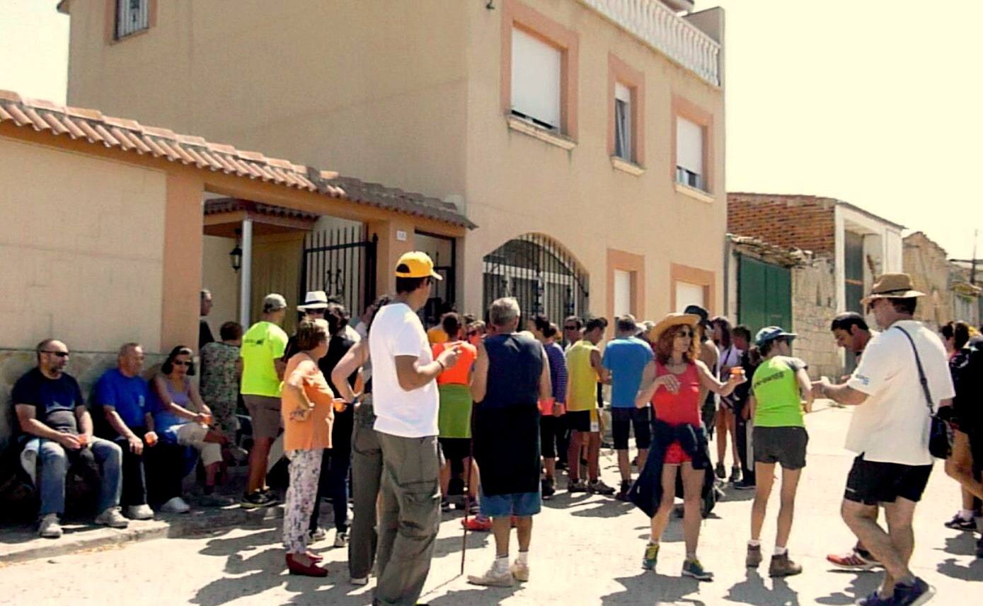 La marcha entre Antigüedad y Cevico Navero cumple 16 años