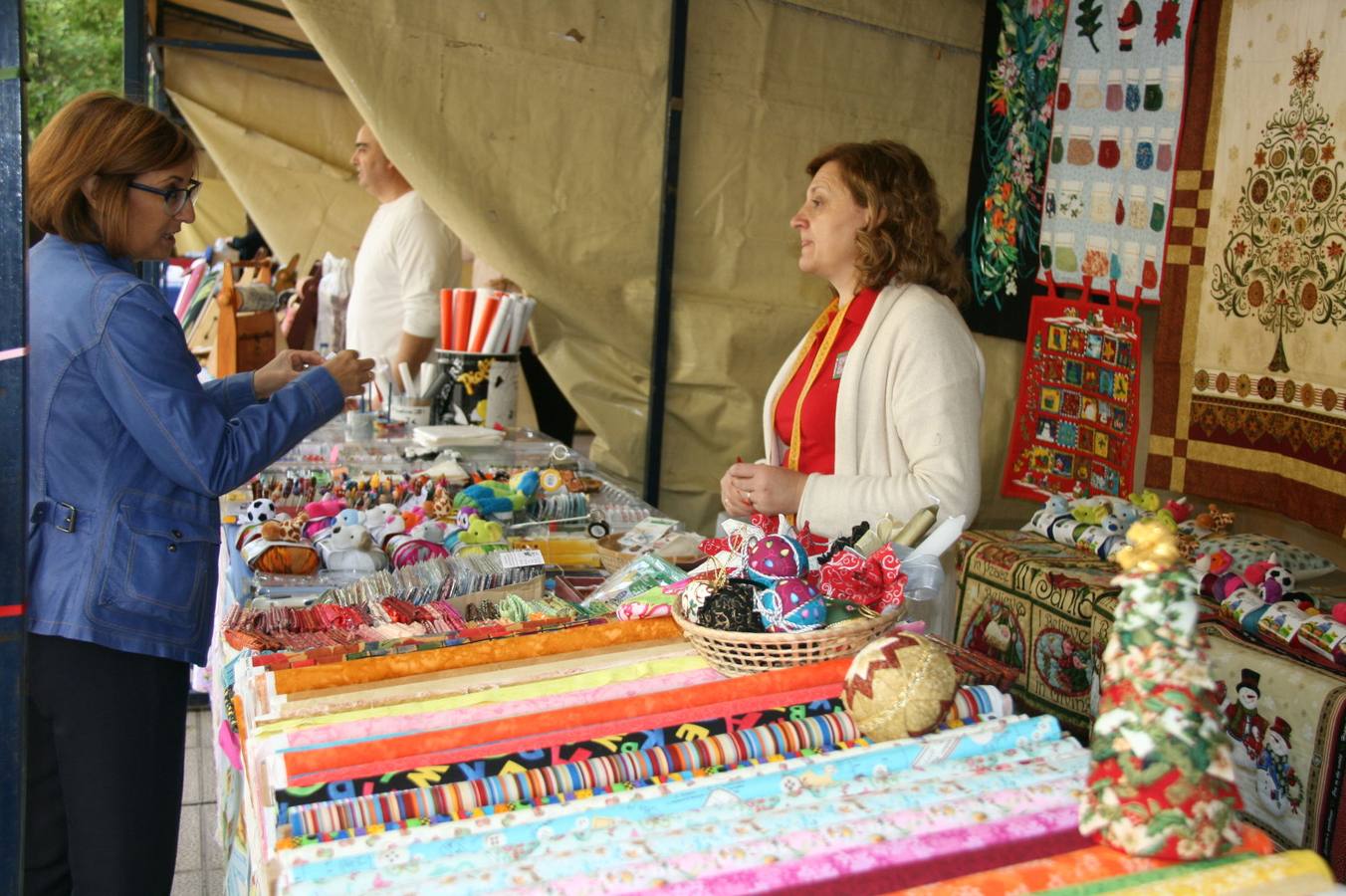 I Feria Entre Costuras y Tradición de Cuéllar (Segovia)