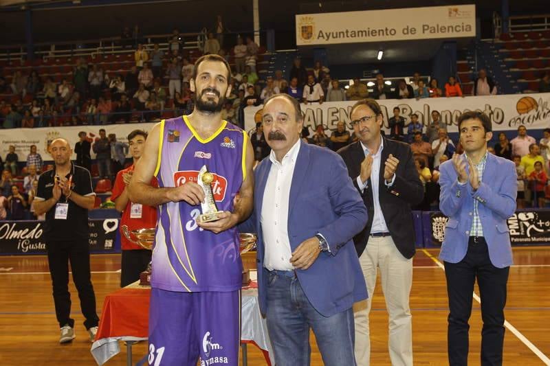 Primer título de la era Fisac