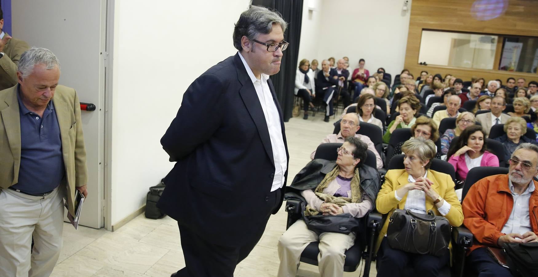 Juan Manuel de Prada en el Aula de Cultura de El Norte de Castilla