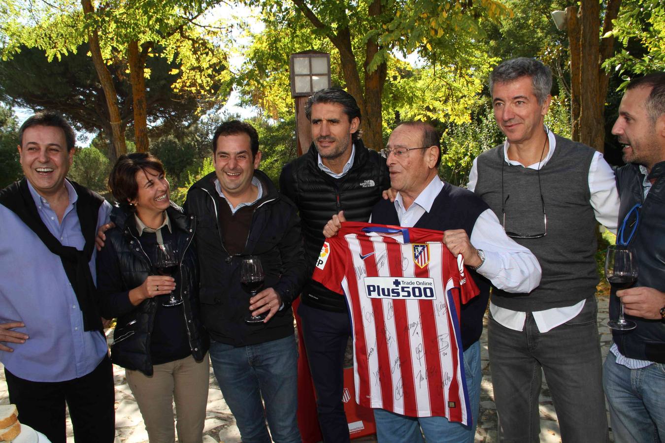 El consejero delegado del Atlético de Madrid, padrino de la vendimia 2015 de Dehesa de los Canónigos (Valladolid)