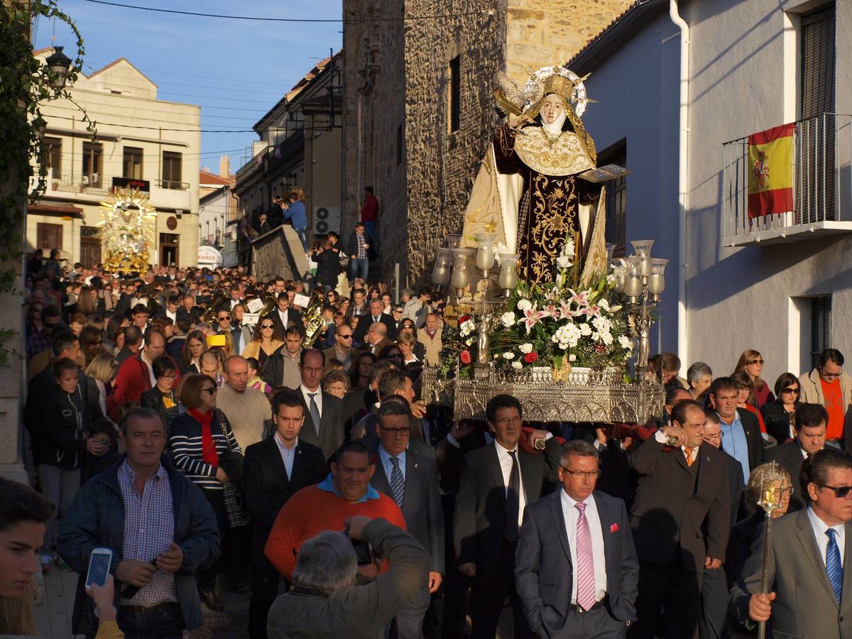 Una procesión pone punto y final a los actos del V Centenario en Alba de Tormes (2/2)