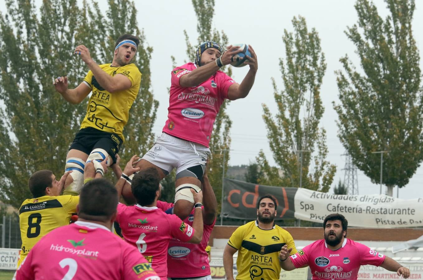 VRAC Quesos Entrepinares 28-14 Getxo