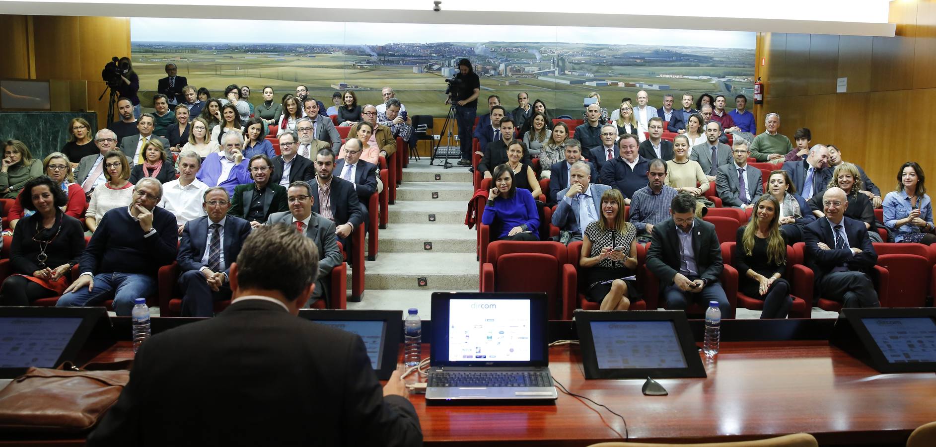 Conferencia de Óscar Campillo en la Cámara de Comercio de Valladolid