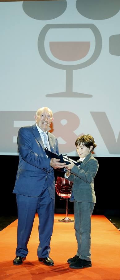 El bodeguero Alejandro Fernández recibe la Espiga de Oro de Honor de la Seminci