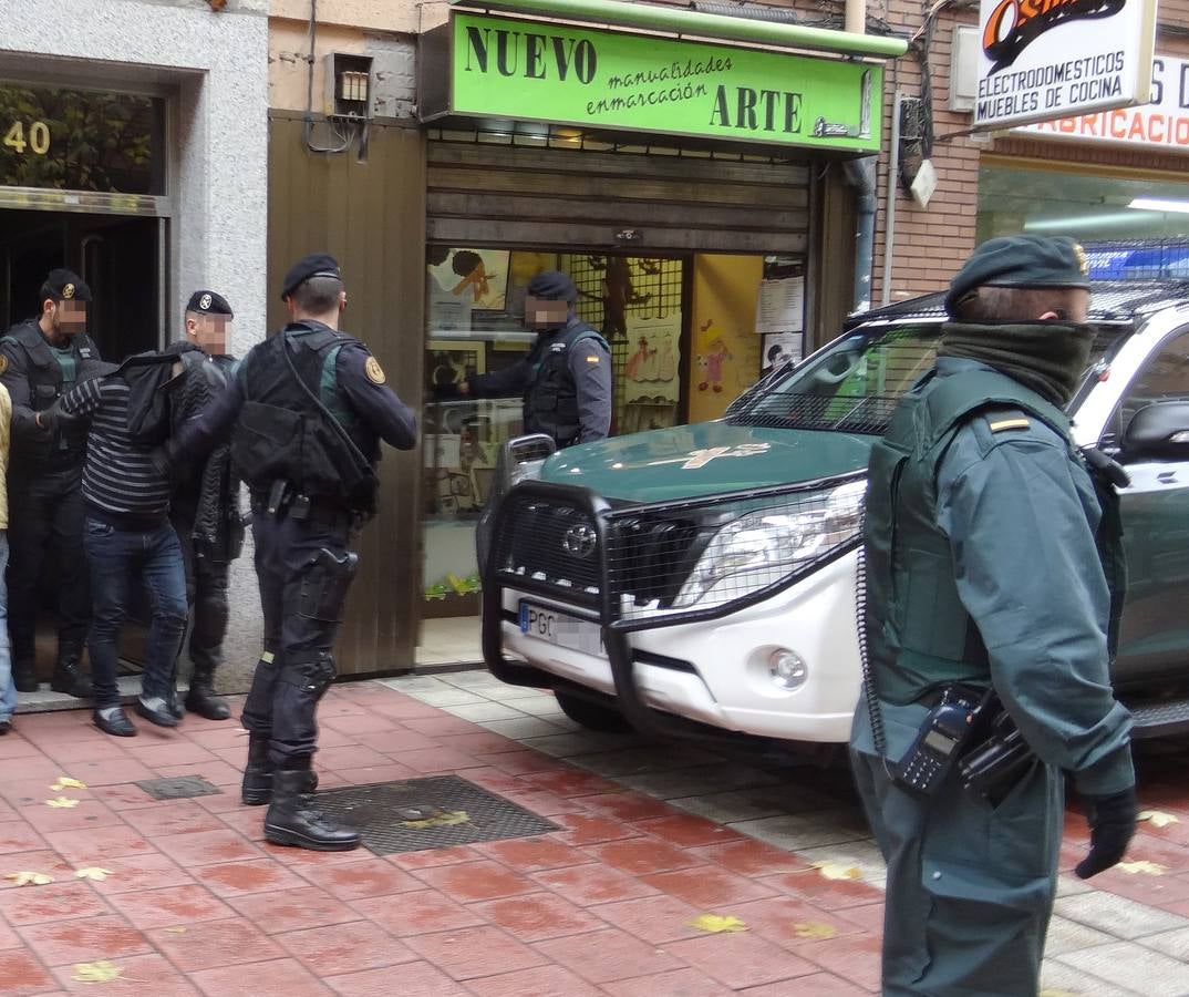 Operación contra el tráfico de drogas en Valladolid (1/2)