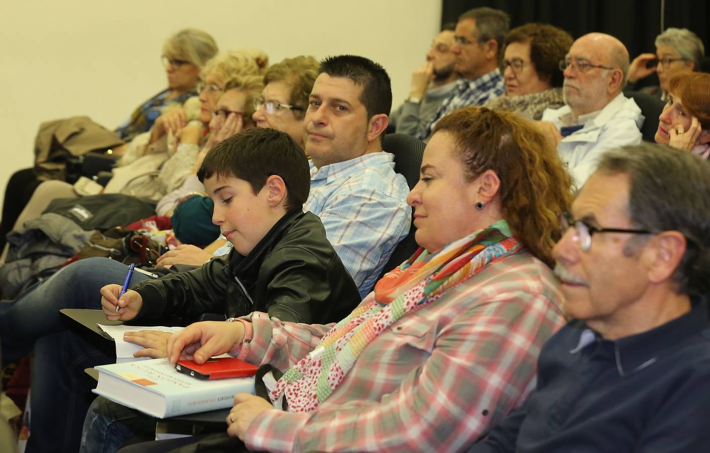 Reyes Monforte en el Aula de Cultura de El Norte de Castilla