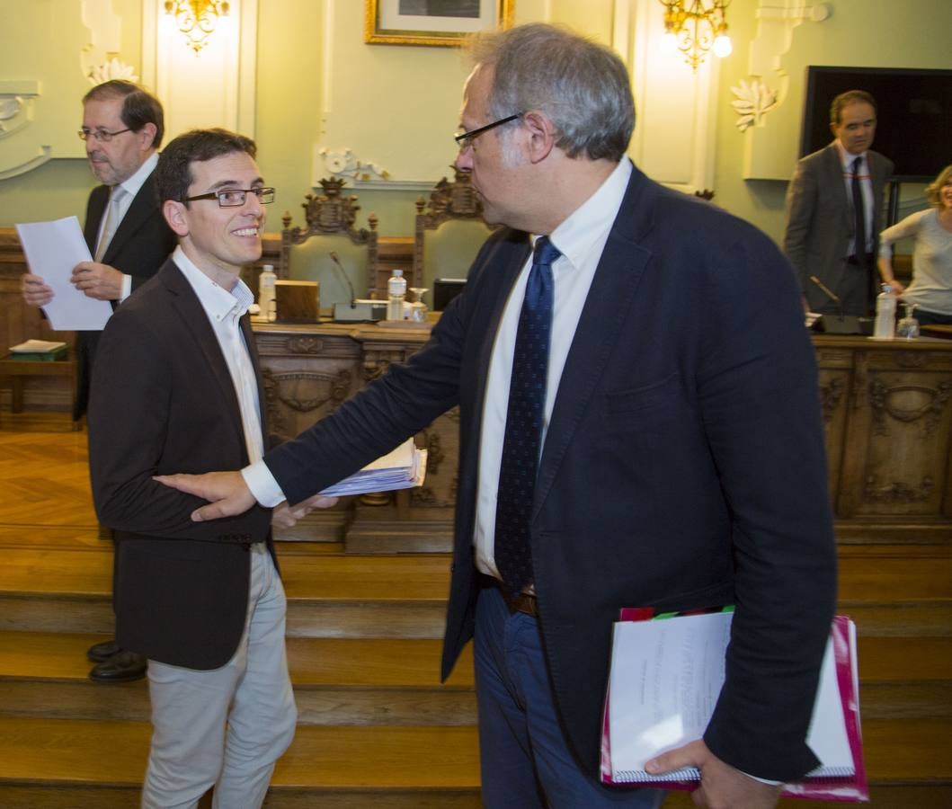 Pleno en el Ayuntamiento de Valladolid