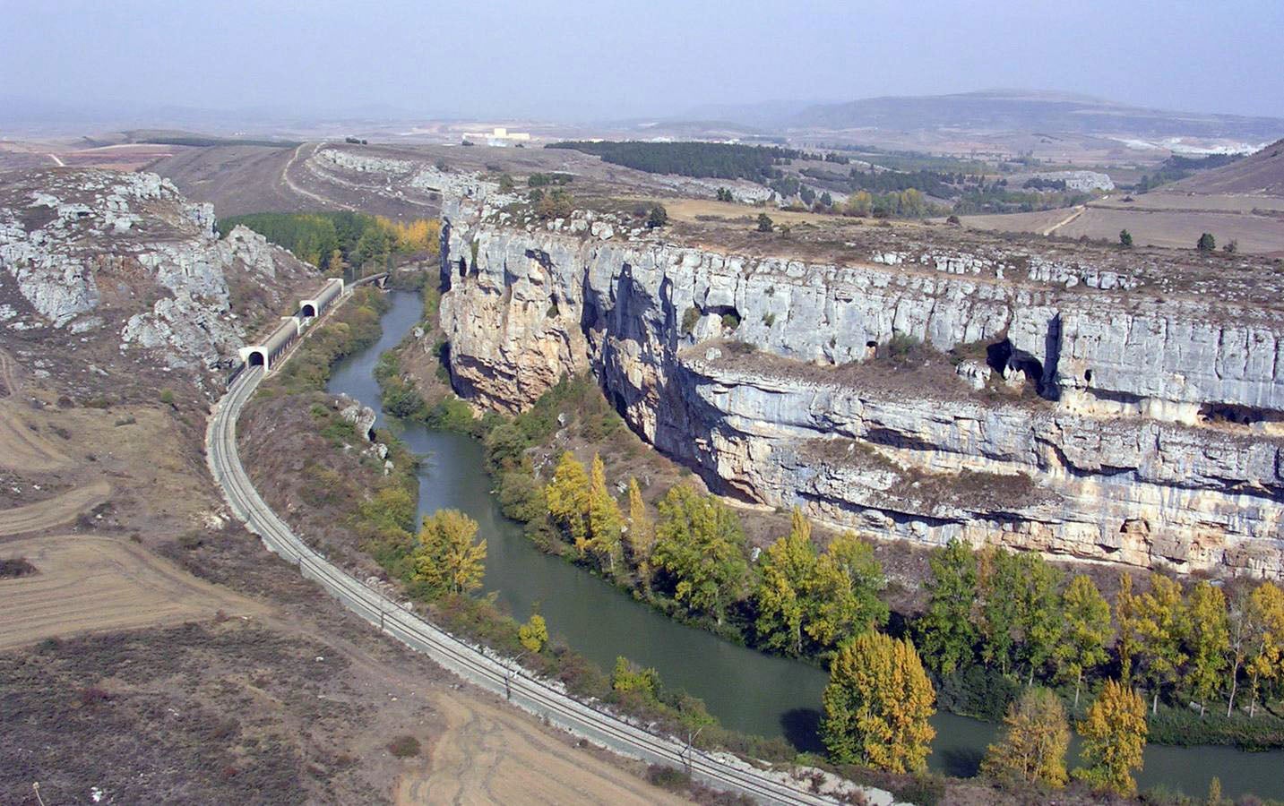 Cañón de la Horadada, a los pies del Monte Cildá. Entre Olleros de Pisuerga y Villaescusa de las Torres (Palencia).