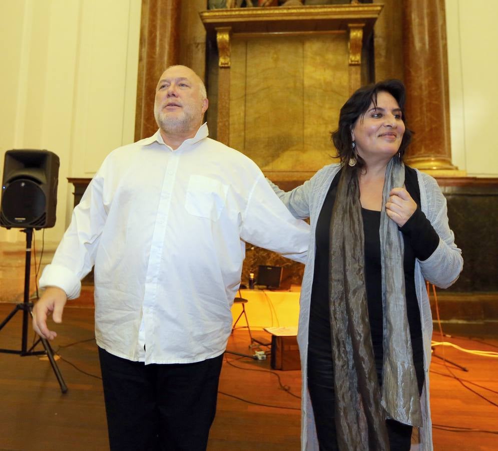 Javier Bergia y Begoña Olavide ponen música a la poesía española en el Aula de Cultura de El Norte de Castilla