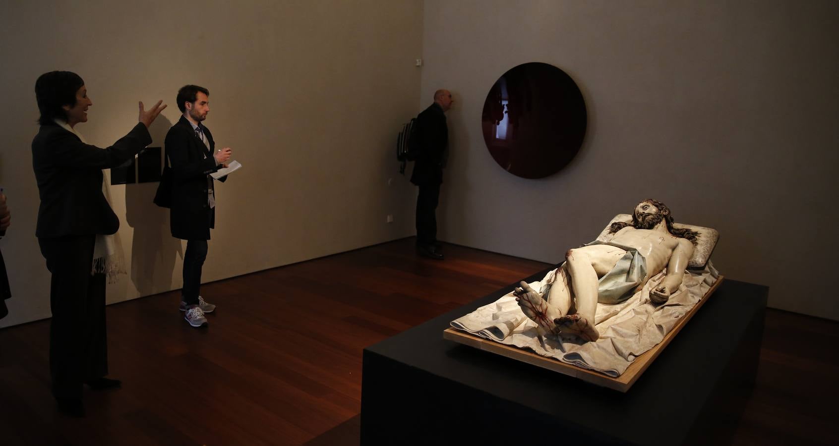 Soraya Sáenz de Santamaría inaugura una exposición sobre Santa Teresa en el Museo de Escultura de Valladolid