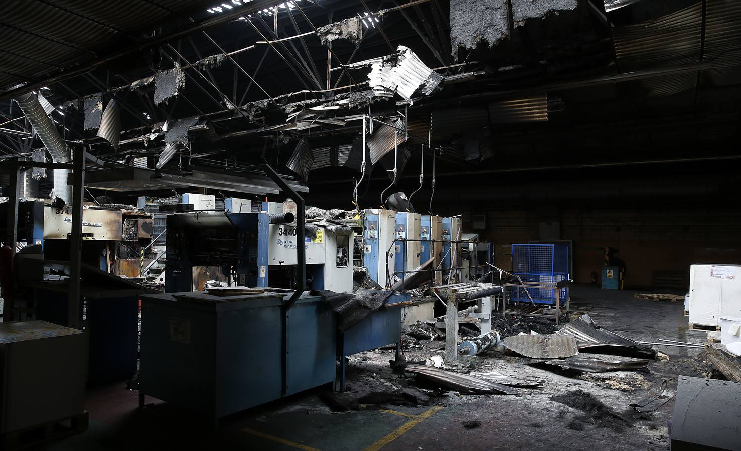 Las instalaciones de Macrolibros tras el incendio del pasado sábado