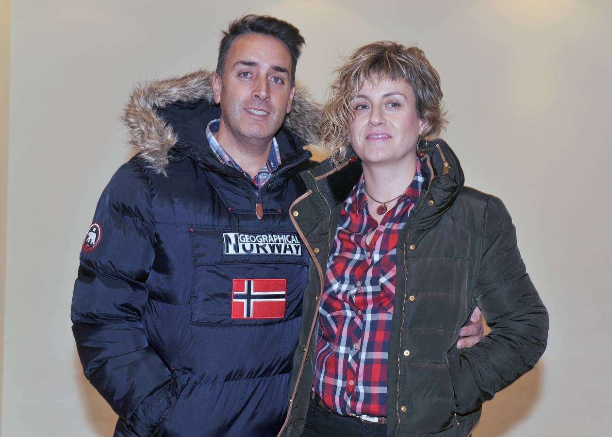 Adolfo Pariente y Noelia Macías, agricultores de Villaverde de Medina.