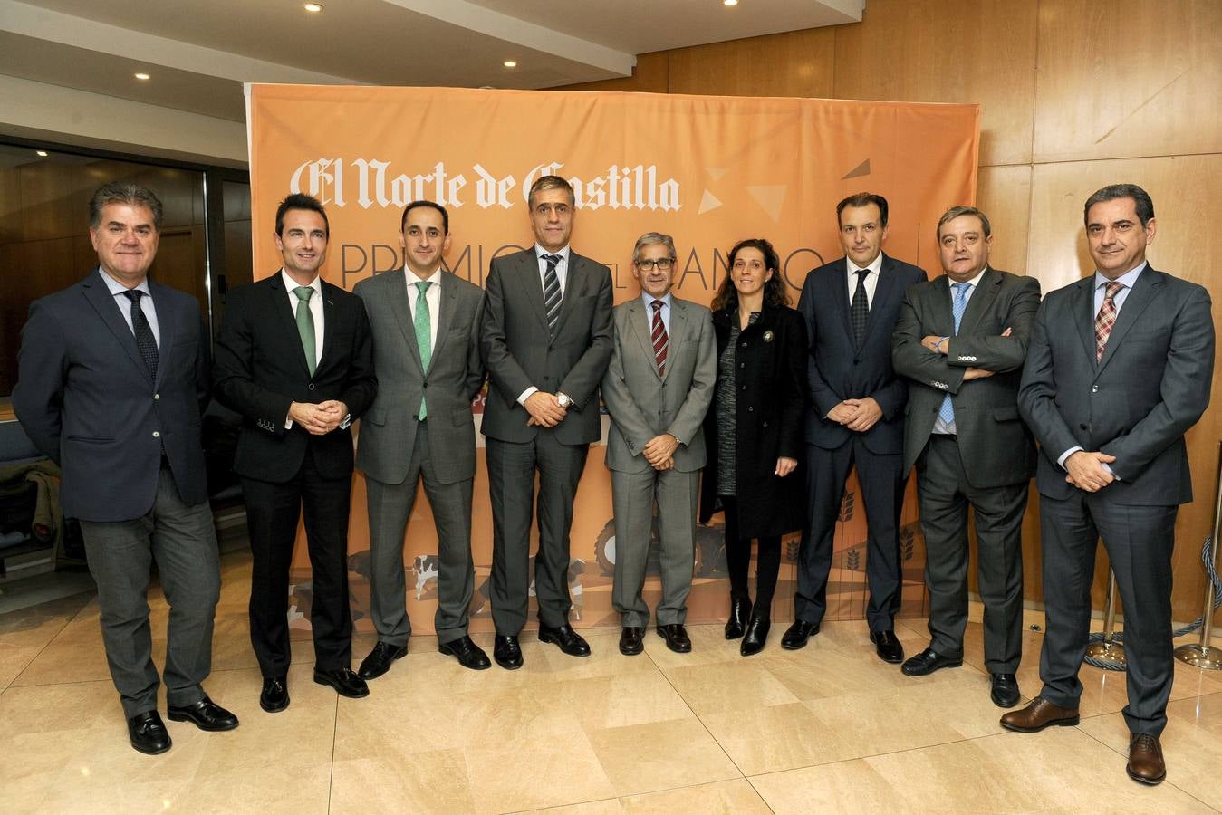 Carlos Renedo, Joaquín García, Ángel del Pozo, Eduardo López, Jesús Domínguez, Noelia Muñoz, Alberto Gurrionero, Salvador Jorge y Carlos Sanz, de EspañaDuero.