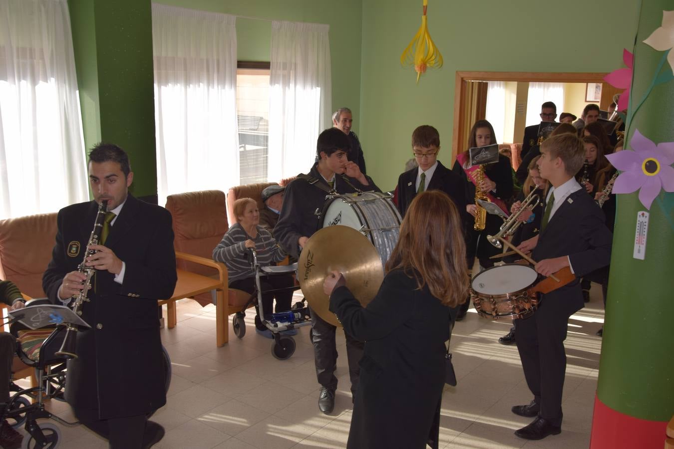 Santa Cecilia llena de música las calles de Guardo (Palencia)