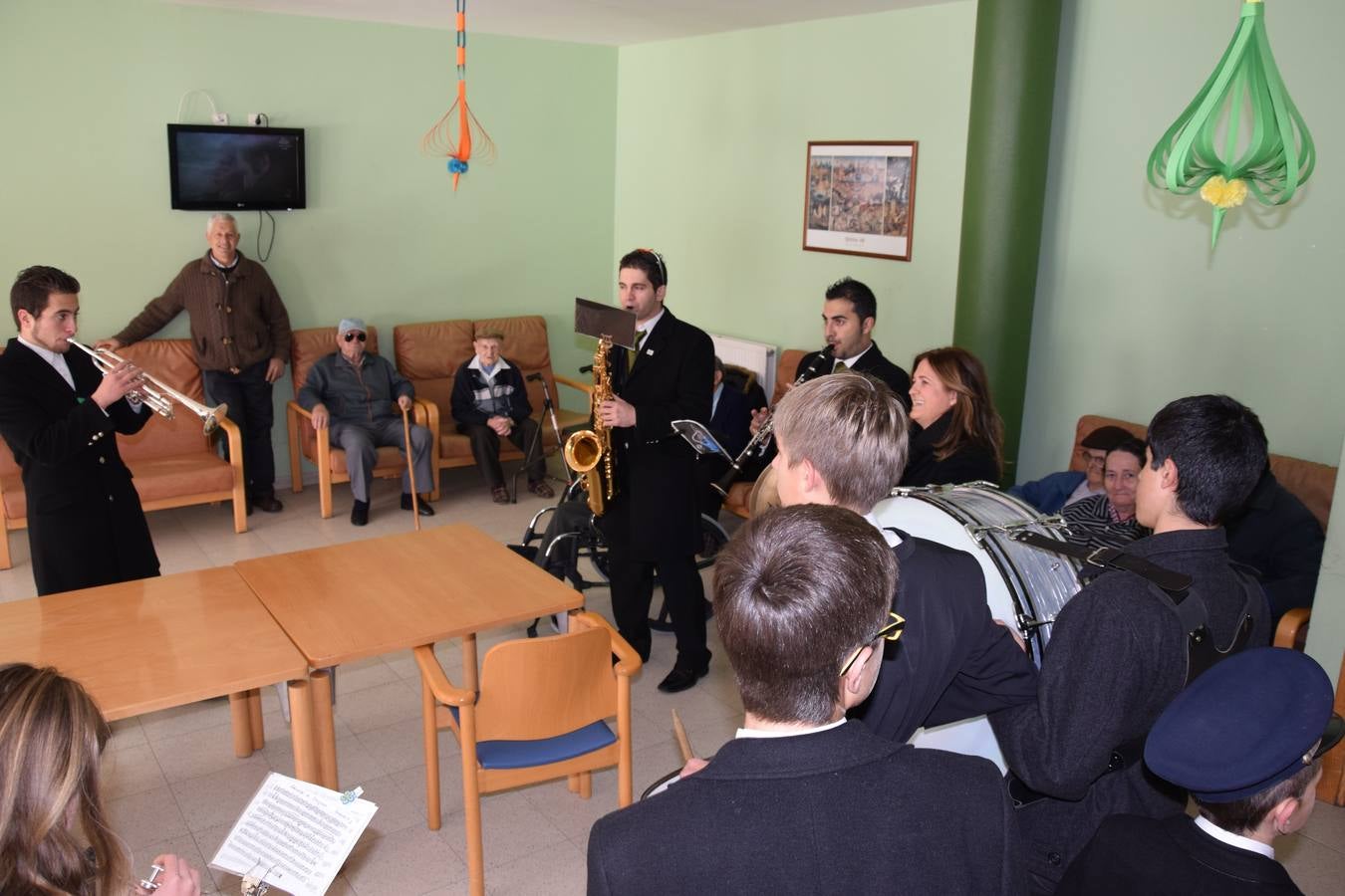 Santa Cecilia llena de música las calles de Guardo (Palencia)