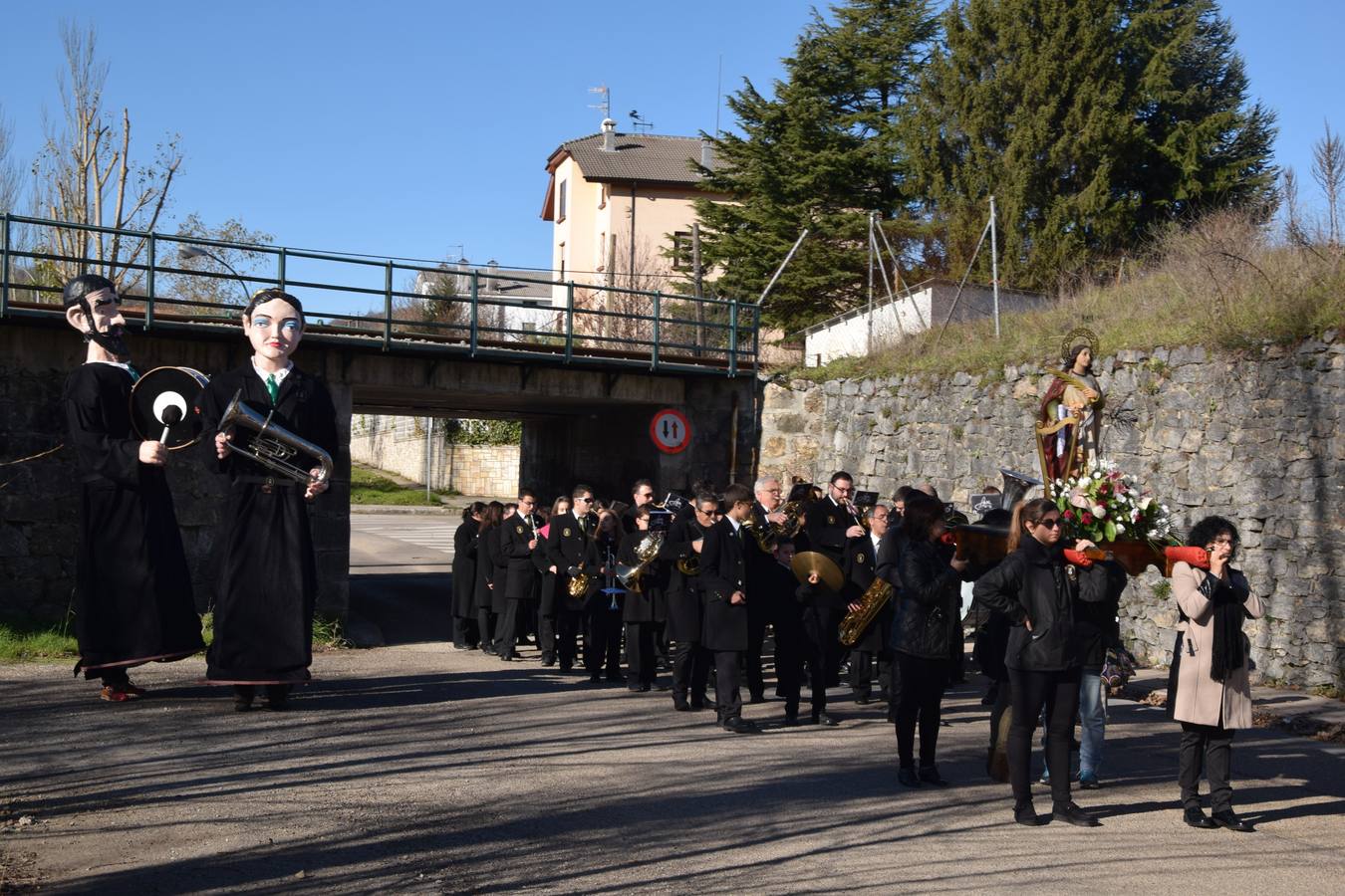 Santa Cecilia llena de música las calles de Guardo (Palencia)