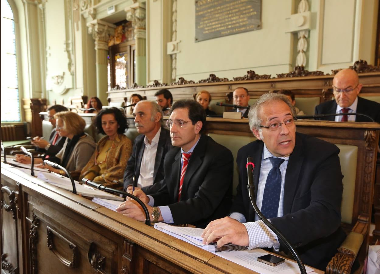 Pleno en el Ayuntamiento de Valladolid