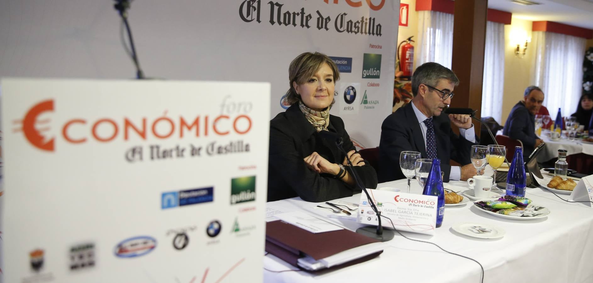 La ministra de Agricultura, Isabel García Tejerina, en el Foro Económico de El Norte de Castilla celebrado en Aguilar de Campoo (Palencia)
