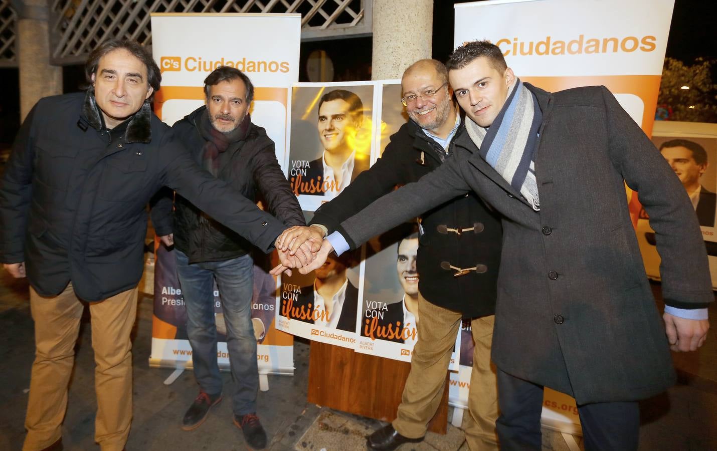 Jesús San José, Francisco Igea y Mario Rodríguez, entre otros, en el inicio de la campaña de Ciudadanos.
