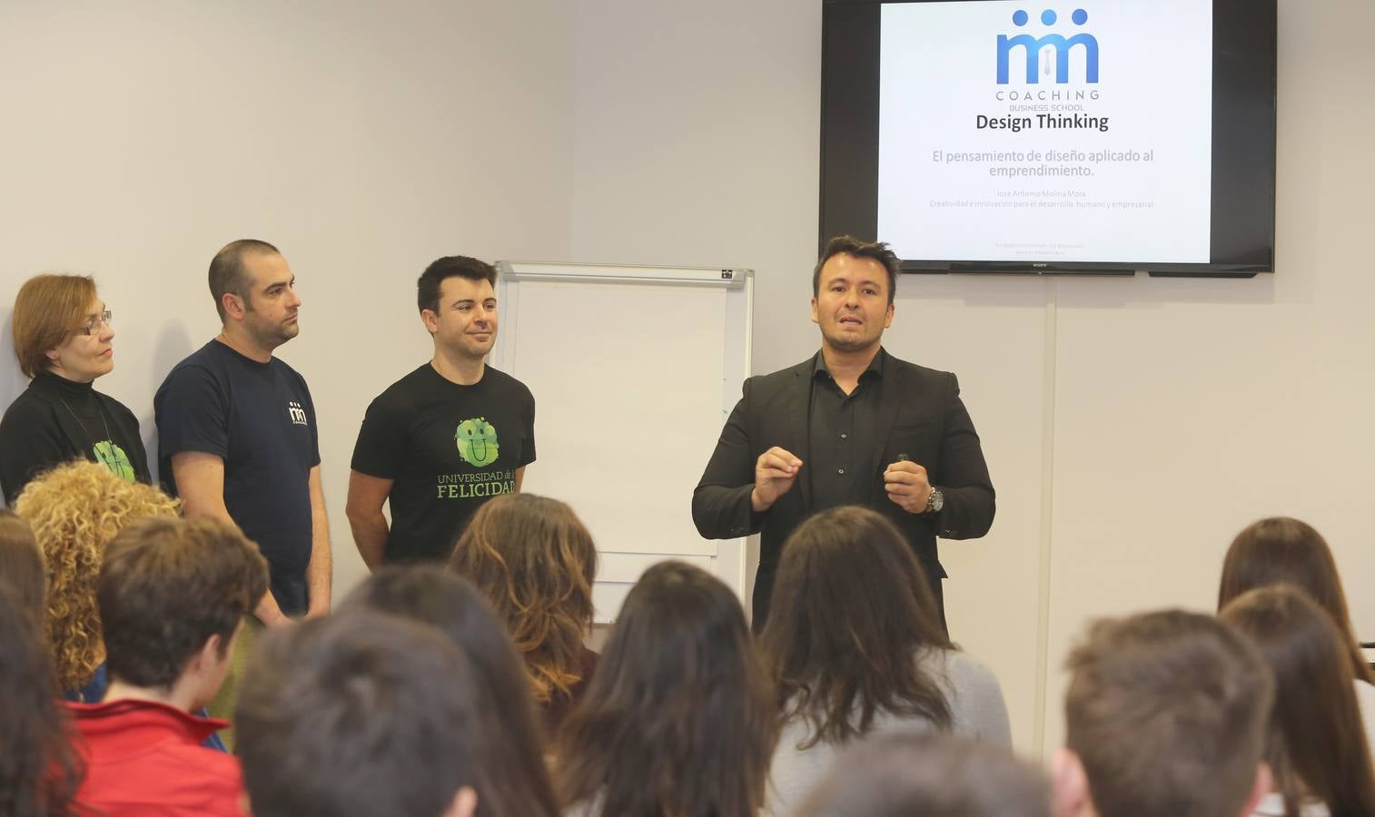 Alumnos de STARTinnova visitan M-M Coaching Business School