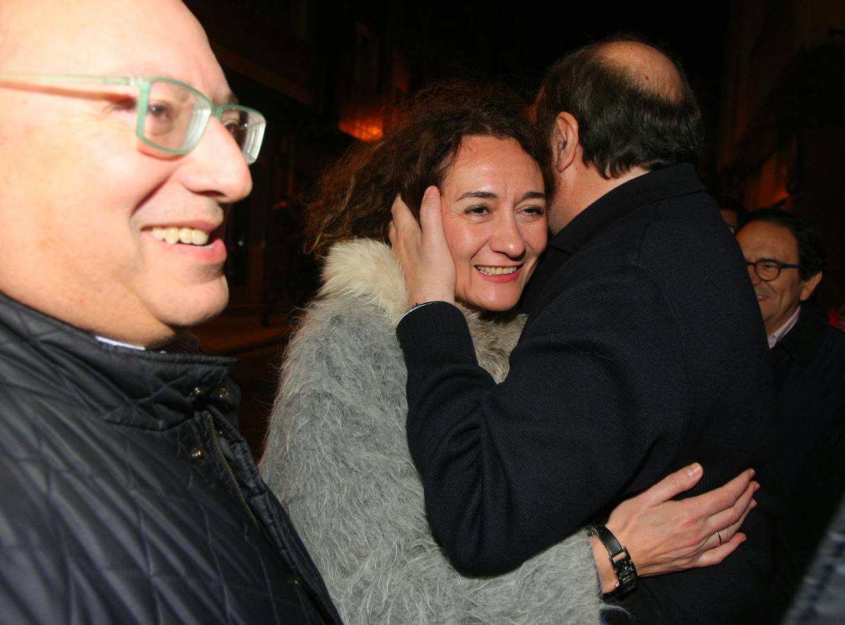 Juan Vicente Herrera participa en un mitin con Alberto Núñez Feijóo en O Barco de Valdeorras (Orense)