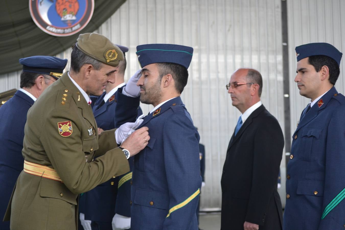 Celebración de la Virgen de Loreto, patrona de la Aviación, en la Base Aérea de Matacán (Salamanca) 1/2