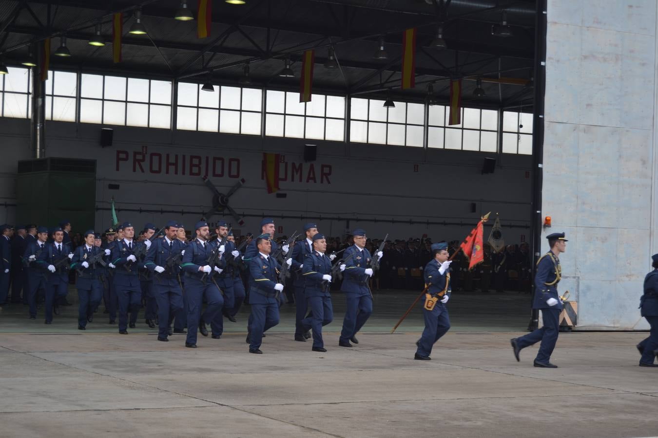 Celebración de la Virgen de Loreto, patrona de la Aviación, en la Base Aérea de Matacán (Salamanca) 2/2