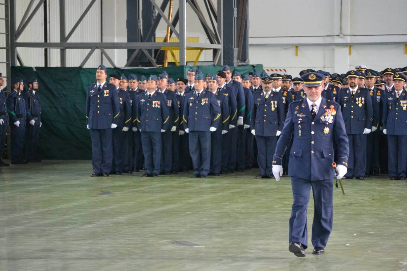 Celebración de la Virgen de Loreto, patrona de la Aviación, en la Base Aérea de Matacán (Salamanca) 2/2