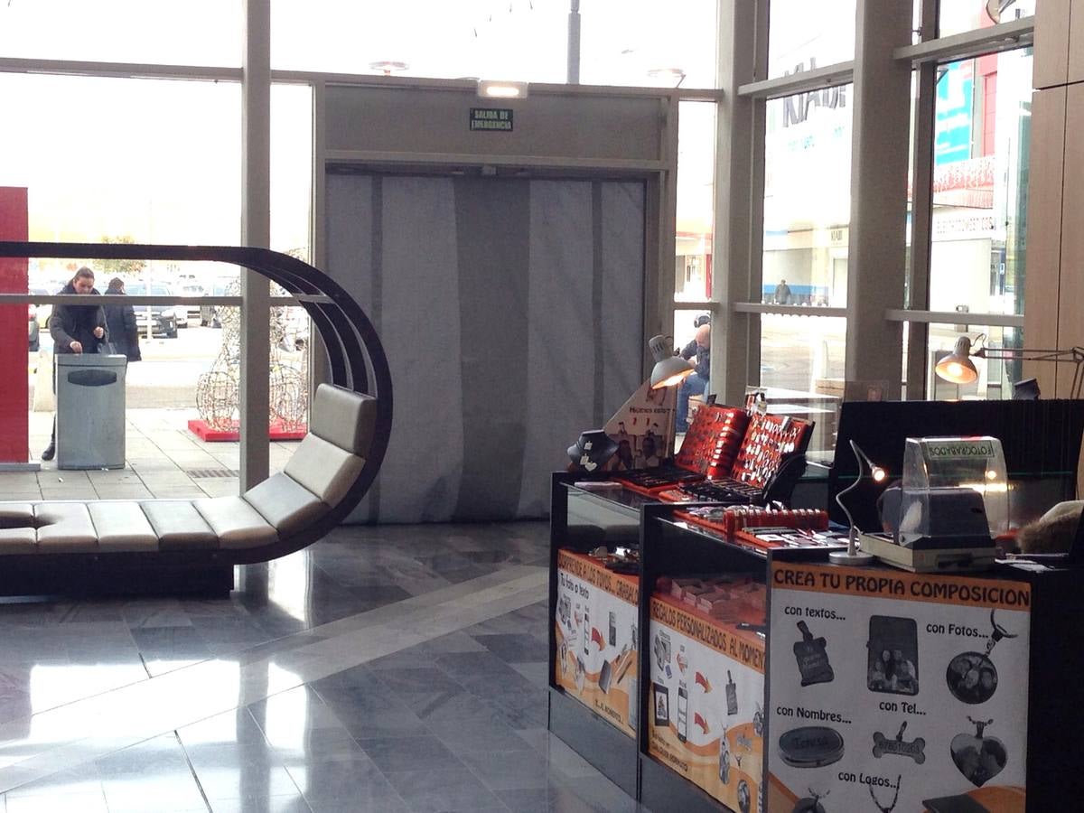 Robo en una joyería del centro comercial Río Shopping