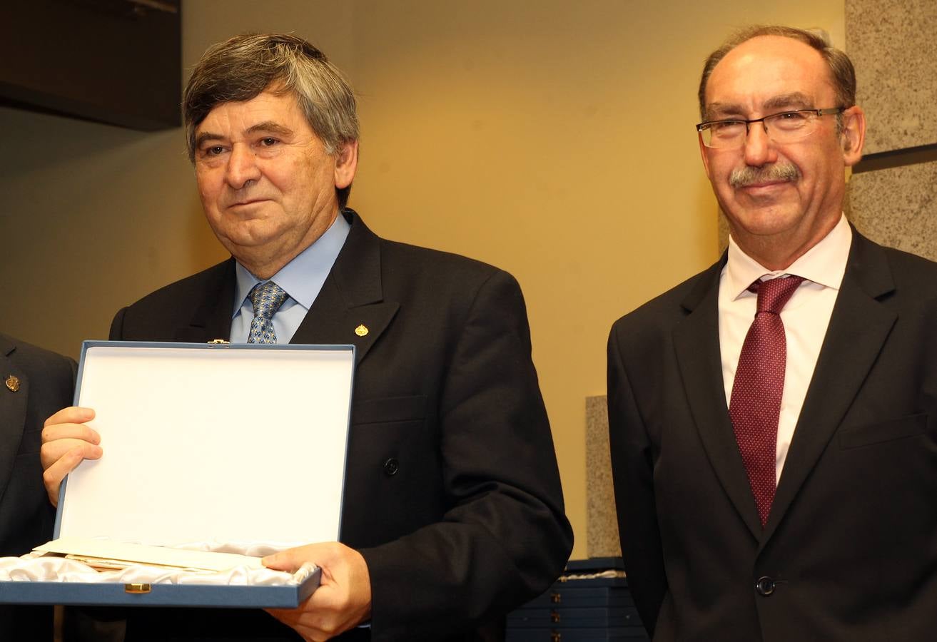 Homenaje a los 35 empleados de la Junta en Segovia que se jubilan este año