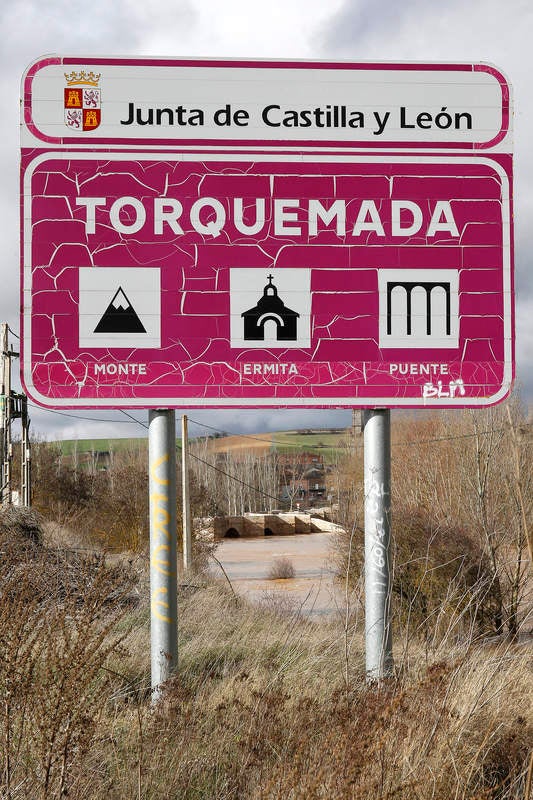 El río Pisuerga a su paso por Torquemada.