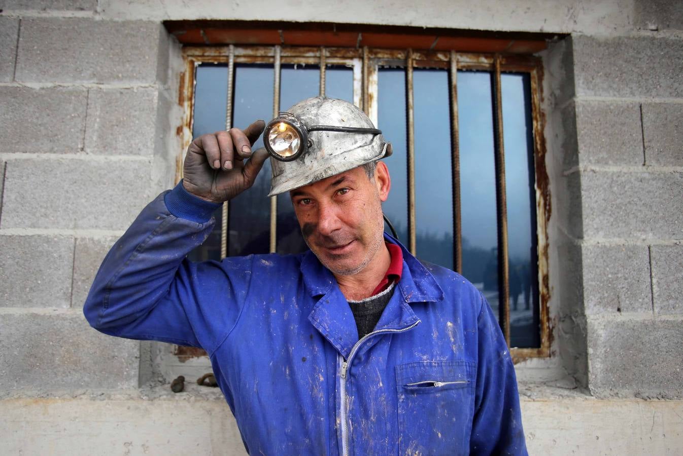Paco, trabajador del pozo de mina Fely.