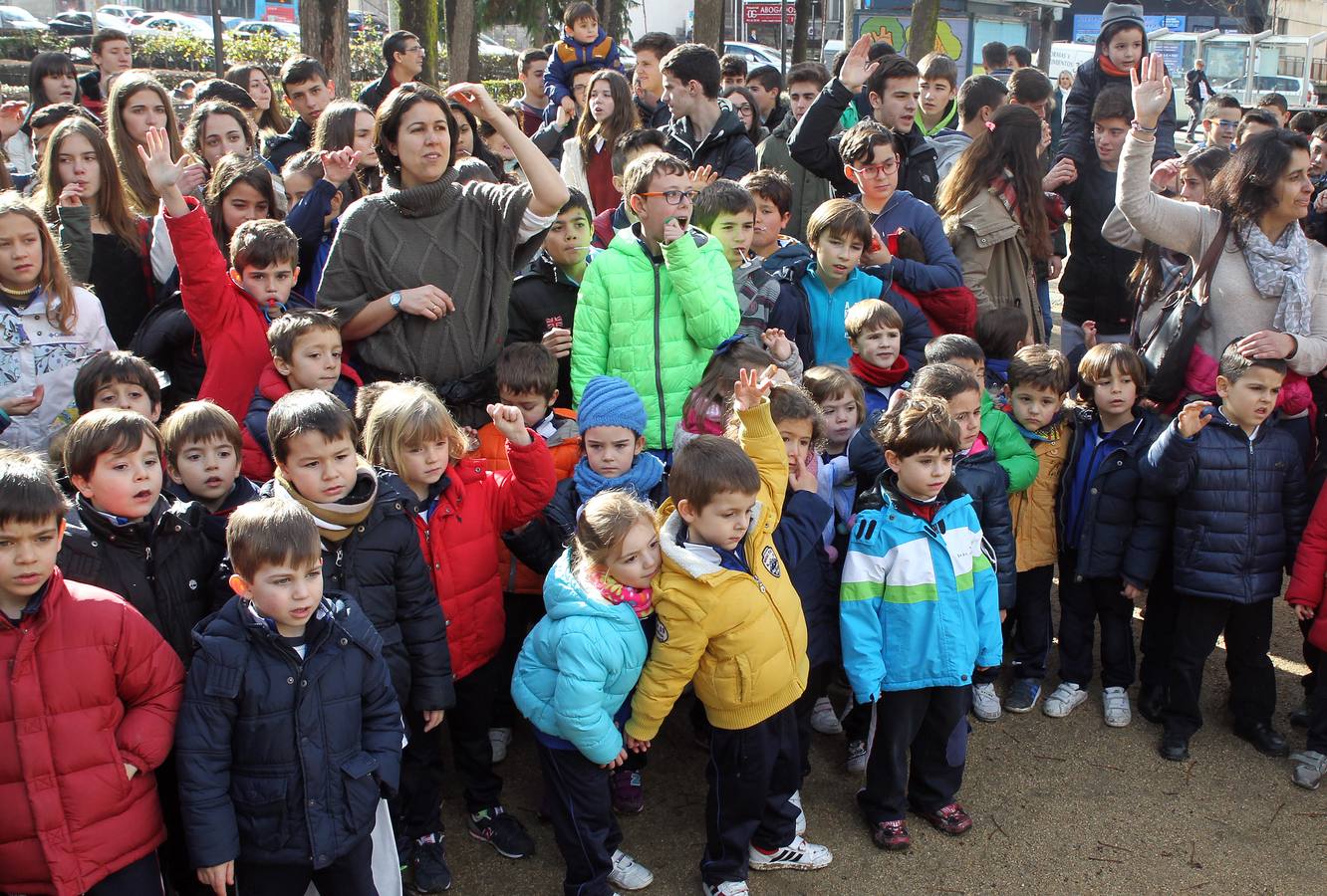 Los escolares de Segovia celebran el Día de la Paz