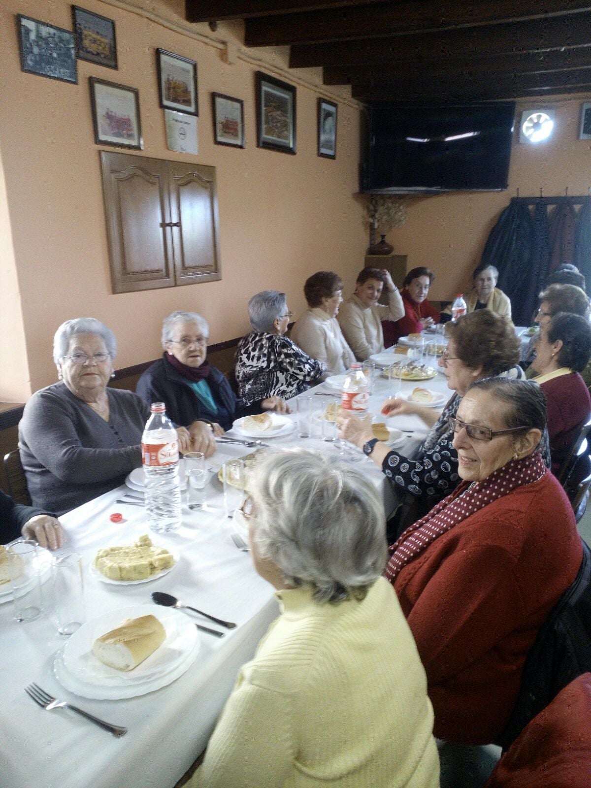 Celebración de la festividad de Las Águedas en Gallegos de Hornija