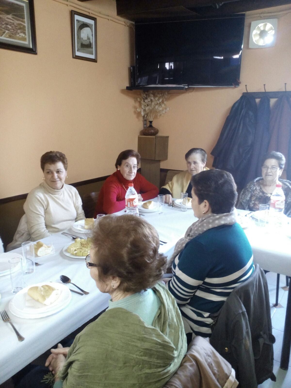 Celebración de la festividad de Las Águedas en Gallegos de Hornija