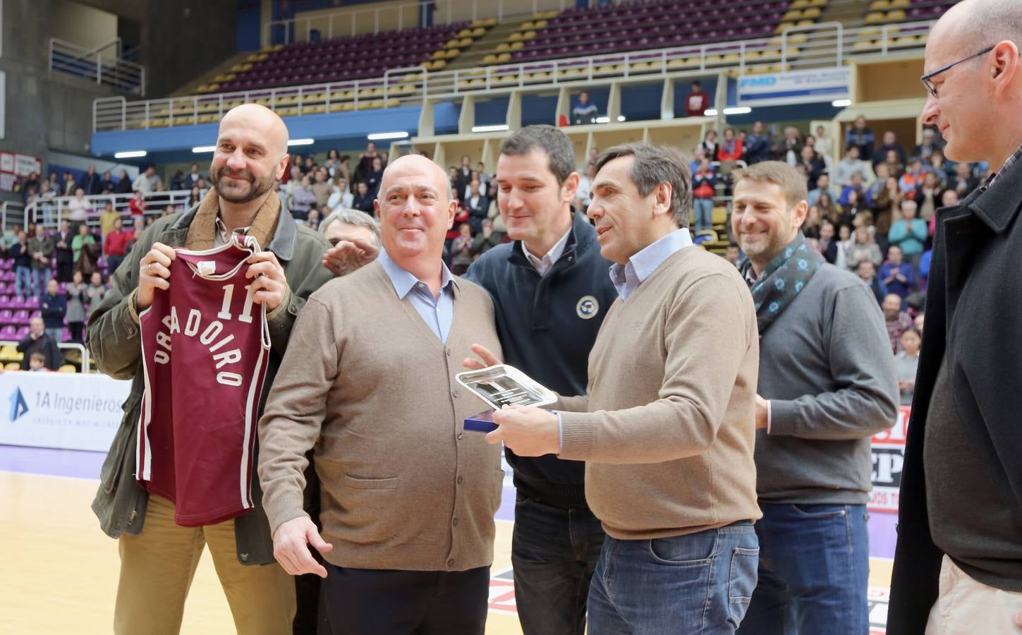 Homenaje a Quino Salvo y partido del Brico Dêpot